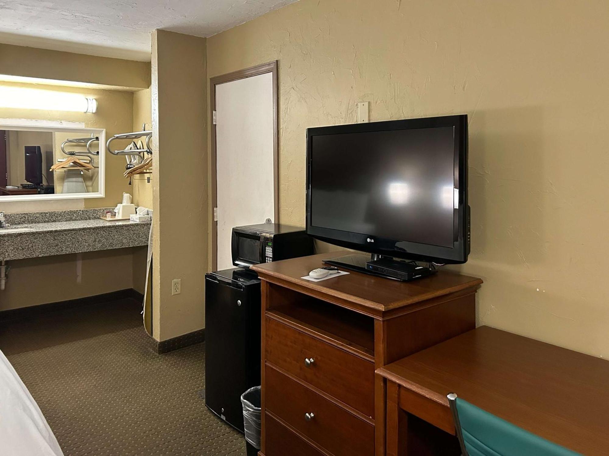 Motel 6 Ada Ok מראה חיצוני תמונה