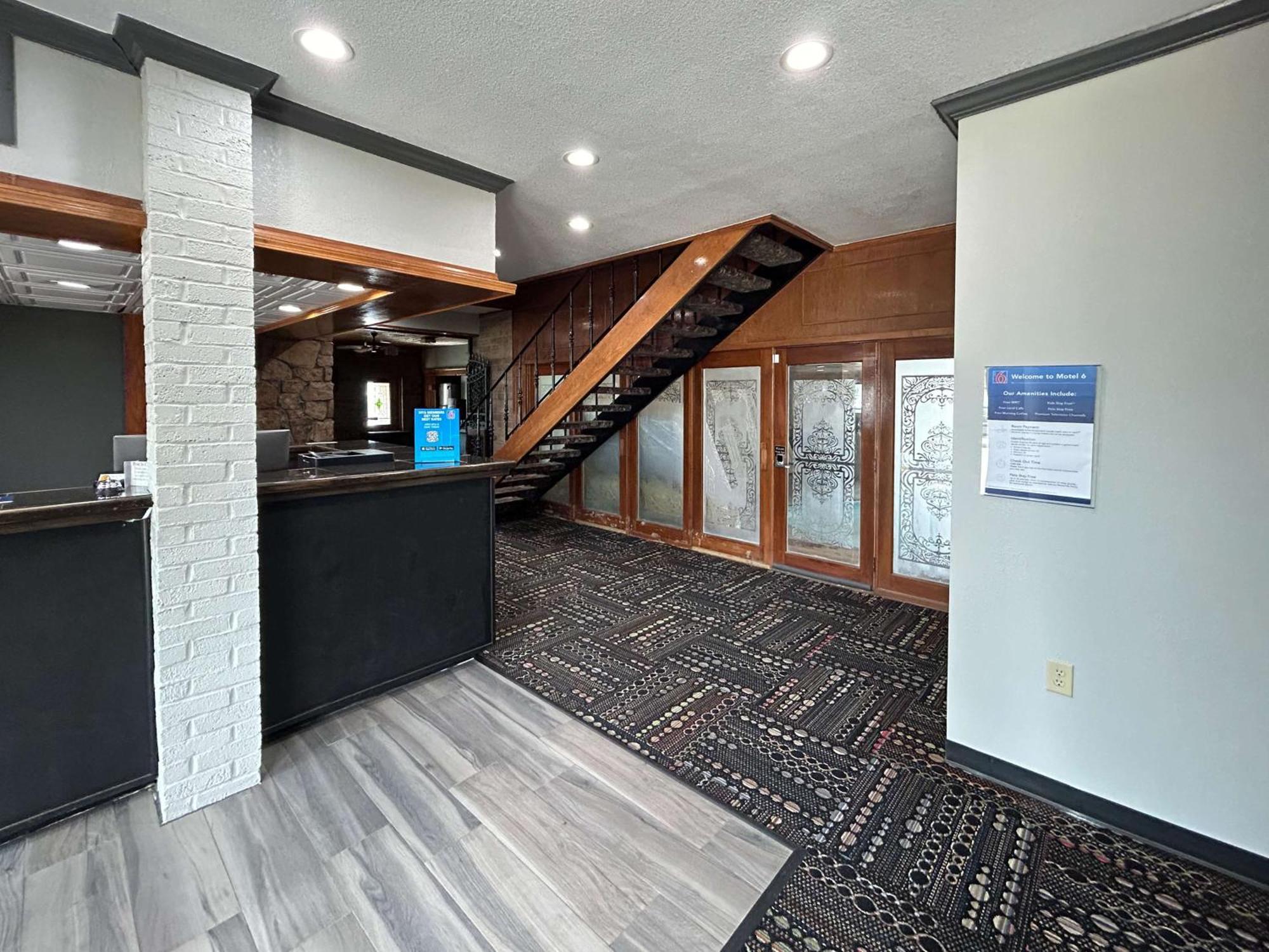 Motel 6 Ada Ok מראה חיצוני תמונה