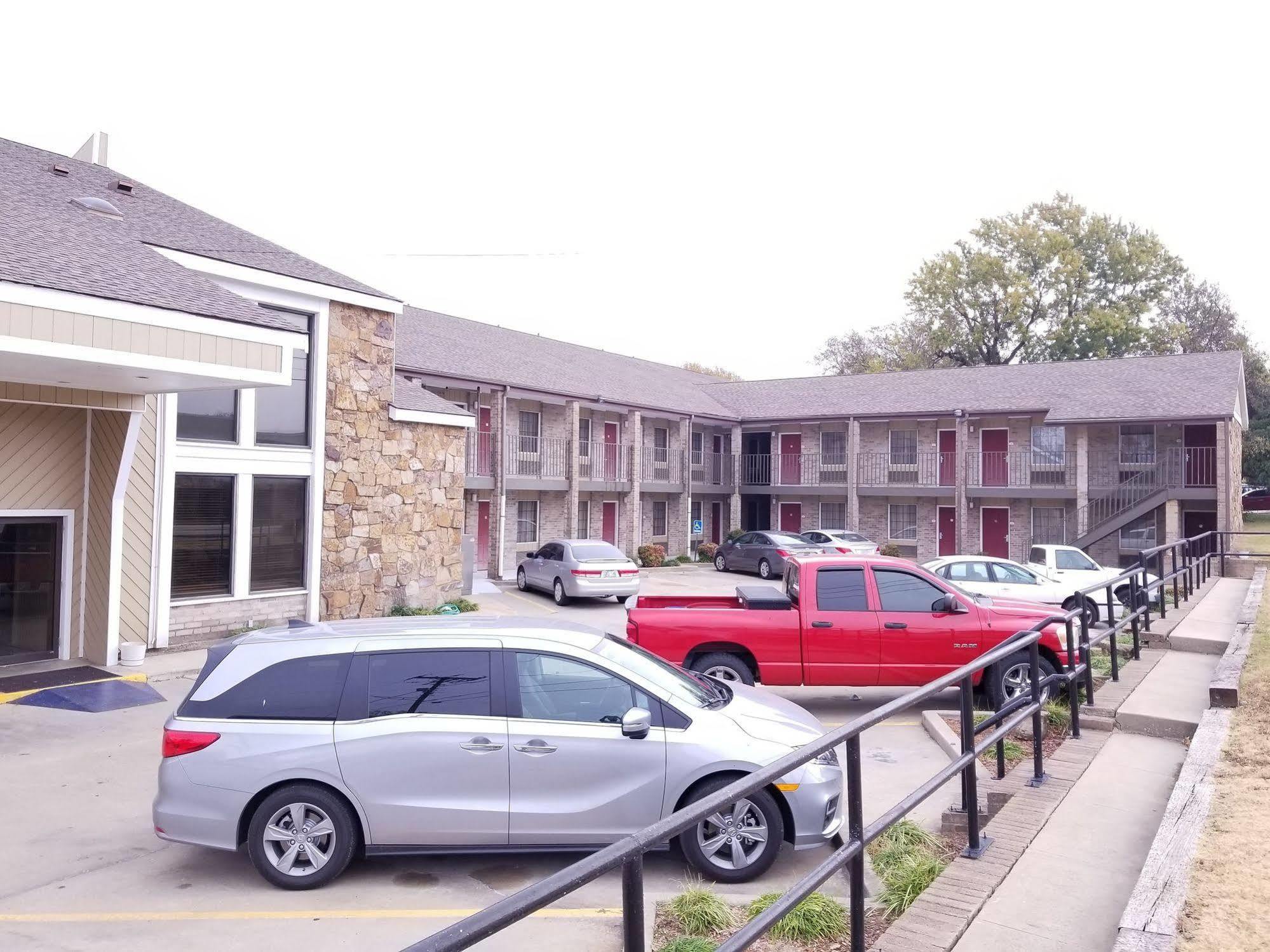 Motel 6 Ada Ok מראה חיצוני תמונה